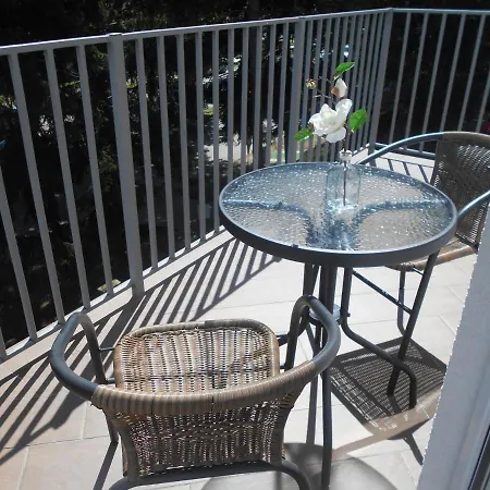 Romantic Apartman Gunarasfurdo דירה