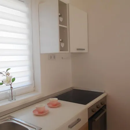 דירה Romantic Apartman Gunarasfurdo *